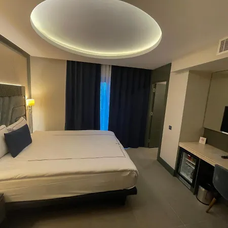 Tuerkay Hotel 3*