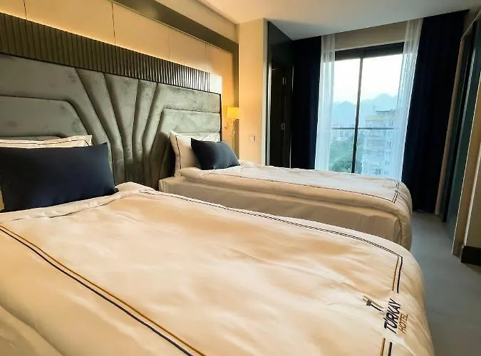 Hotel Türkay 3*