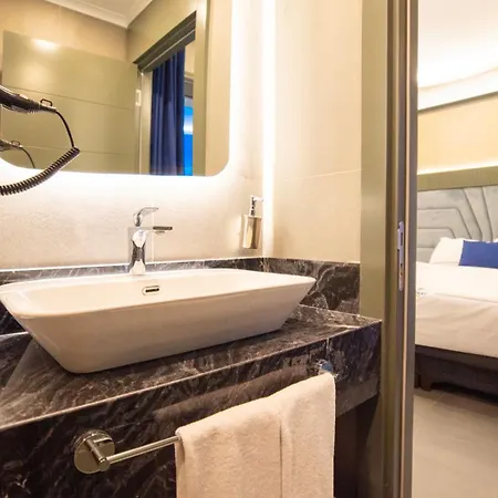 Hotel Tuerkay 3*